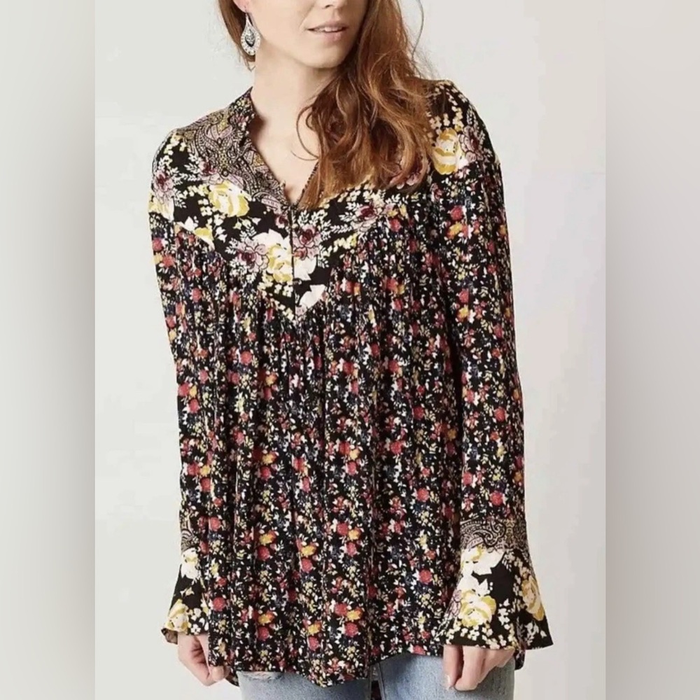 Free People‎ Wildflower Fields Henley Top S